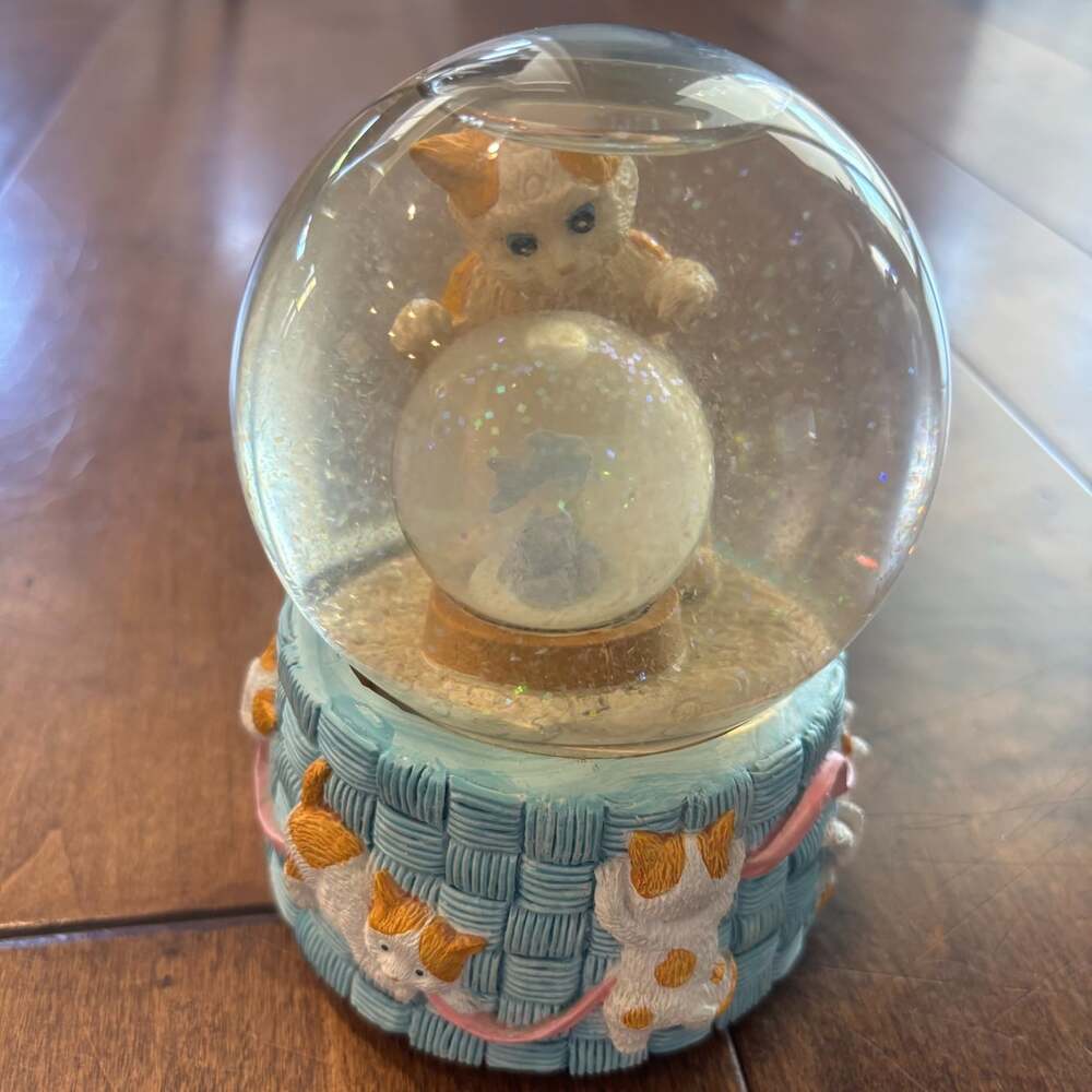 Vintage San Francisco Music Box Calico Cat Snow Globe Can't Take My Eyes Off You